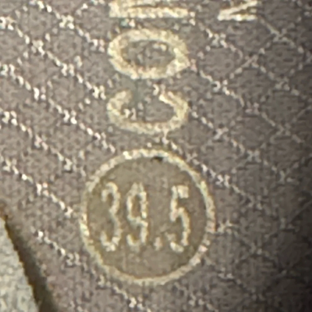 Light Gray Slip-On Knit Shoes‎